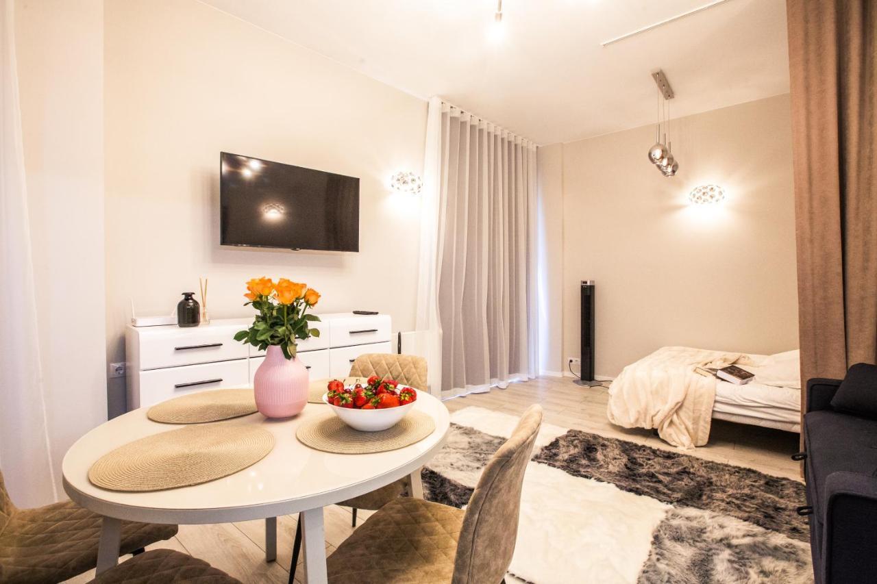 New Modern Studio Apartment In The Old Town 리가 외부 사진